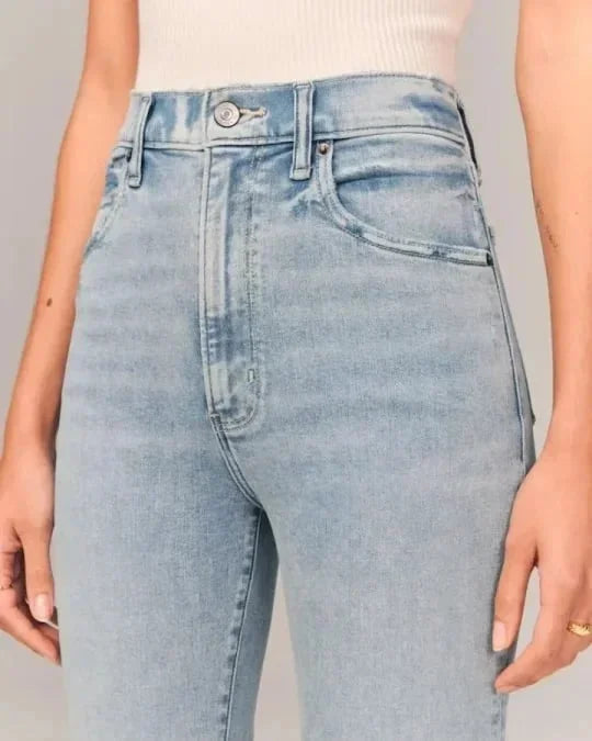 Premium Stretched Flared Jeans