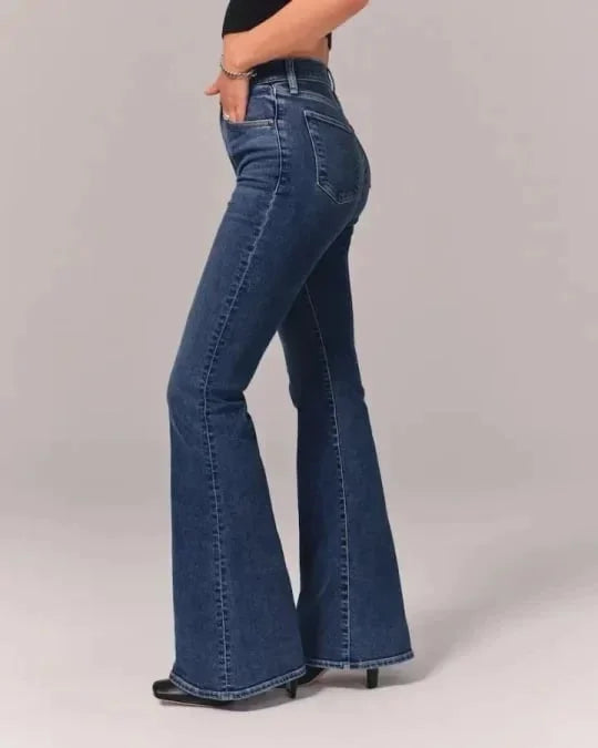 Premium Stretched Flared Jeans